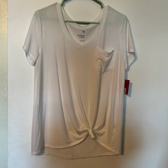 SO Tops - SO favorite V-neck